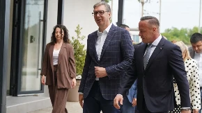 Vučić obišao Jedinstveni dispečerski centar: Do minimuma dovodimo mogućnost ljudske greške 