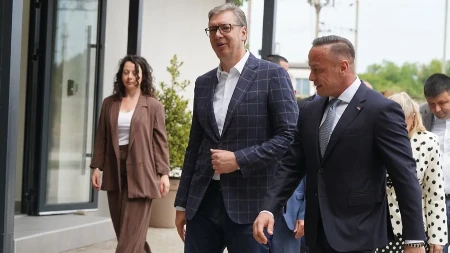 Predsednik Vučić obilazi Jedinstveni dispečerski centar 