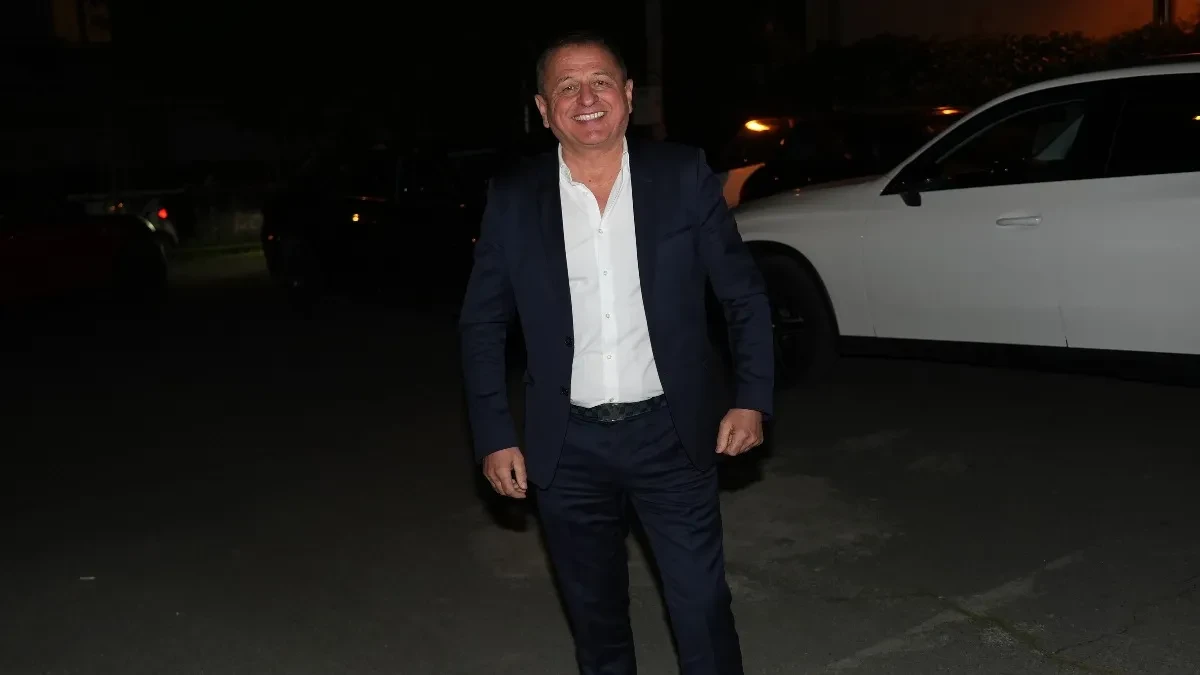 Od muzike do milionskog biznisa: Naš pevač poseduje luksuzne hotele u Nemačkoj, a otkriveno kome ih je prepisao!