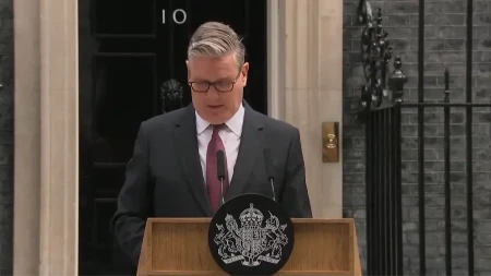 Starmer zaplakao dok je davao ostavku?! Širi se snimak, ovo nikome nije promaklo (VIDEO)