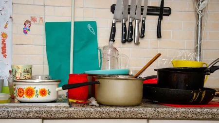 U ovom delu kuhinje bakterija je milion, a niko ga ne čisti: Prljavije je od sudopere i WC šolje zajedno!