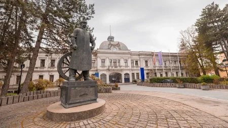 Uvedene su i vikend smene - "Kragujevac postaje srpski Detroit"