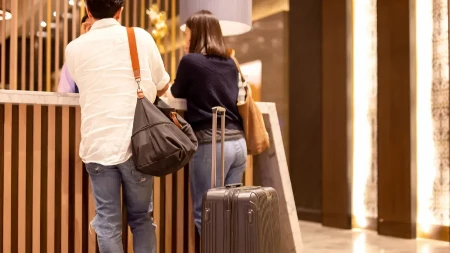 Osoblje hotela zgroženo: Posle gostiju zatekli šolju punu izmeta i sobu natopljenu urinom - da ti se okrene želudac
