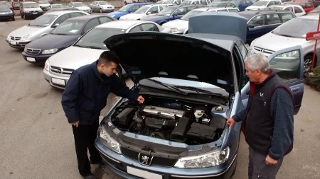 Koje vrste automobila preuzimaju primat dok benzinci i dizelaši gube trku