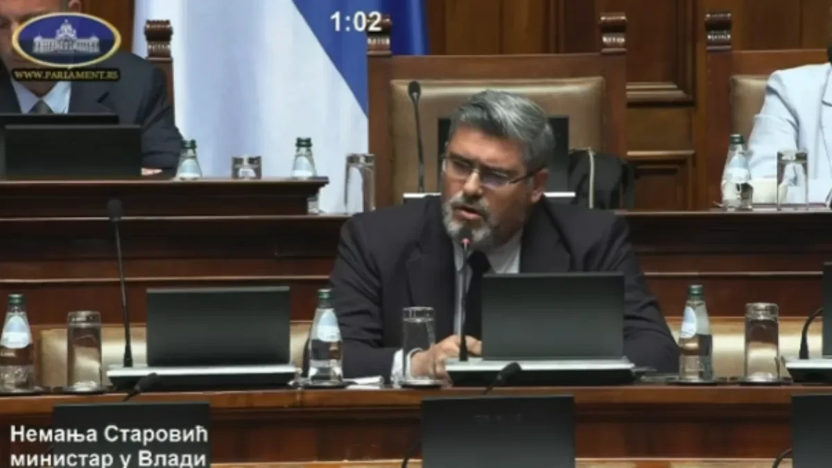 "Najskandaloznija stvar ikad izrečena u Skupštini" Starović reagovao na izjave Aleksića: Uporedio je naše lekare sa zlikovcima i koljačima terorističke UČK (VIDEO)