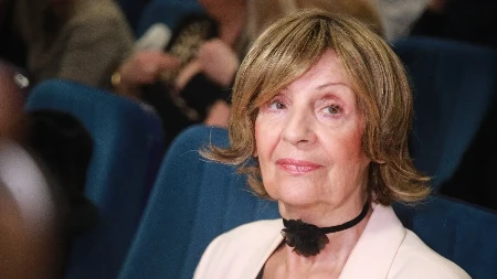 Lepa Lukić završila u bolnici: Pevačica doživela nezgodu, evo u kakvom je stanju! 