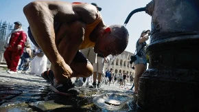 Najviši stepen upozorenja! Ekstremno visoke temperature odnose živote, opasno i za zdrave ljude