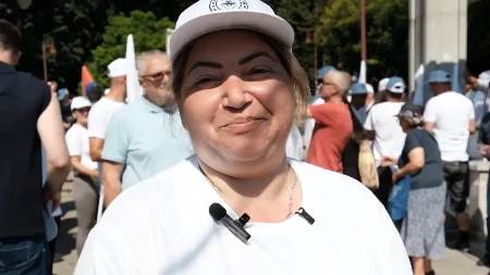 "Želim da prikažem našu Srbiju onakvu kakva jeste" Snažna poruka građana Aranđelovca na putu ka Beogradu (Video)