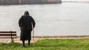 Najteže je kada čovek ostane sam - ćerka je otišla u inostranstvo, a majka je ostala da čeka