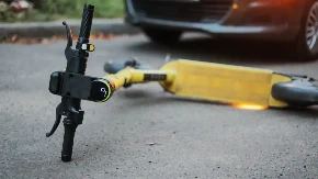 Užas u Mostaru: Dečak vozio trotinet, pa poginuo na oči drugara!