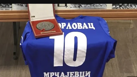 Fudbalski klub poziva kradljica da vrati njihov orden: Predaj ga makar anonimno! 