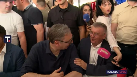 Vučić otvorio deonicu na Moravskom koridoru! Veličanstven doček u Oplanićima: "Aco, Srbine!"