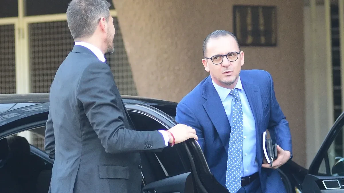 Bomba sa Terazija: Mijatović i Jugović u trci za predsednika FSS?