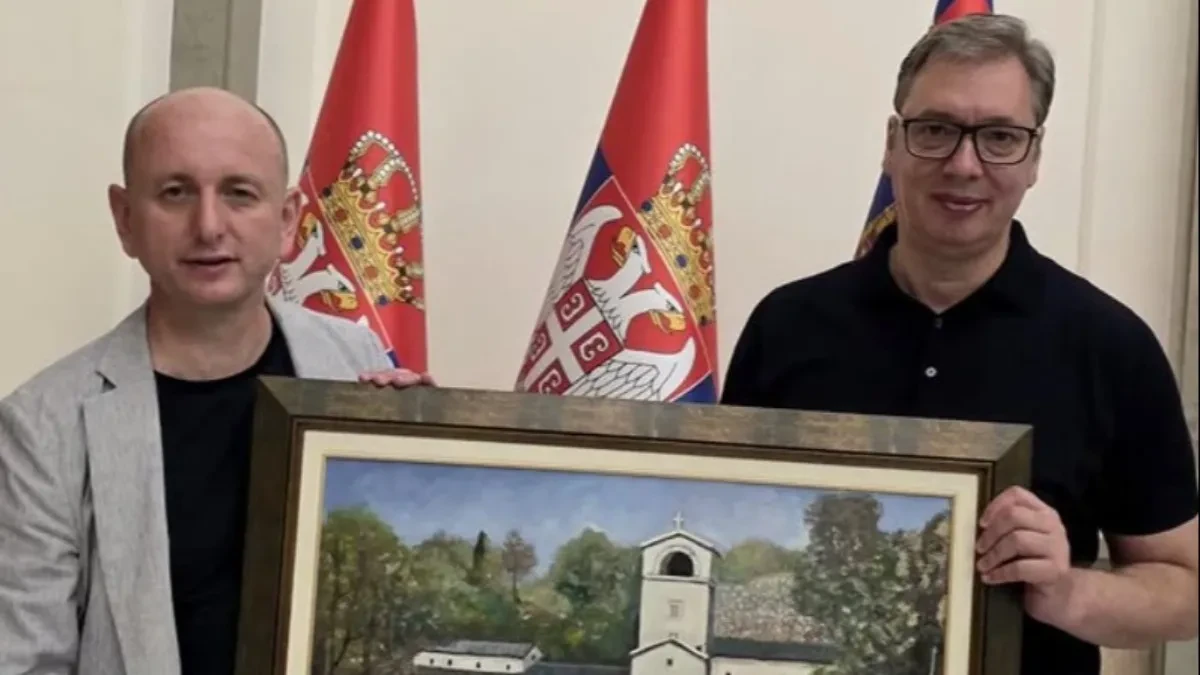U ime Srba sa Cetinja: Knežević uručio poklon predsedniku Vučiću