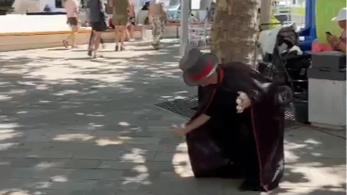 Magija u centru Beograda! Pogledajte ko je privukao najveću pažnju mališana, roditelji i deca uživaju (VIDEO)