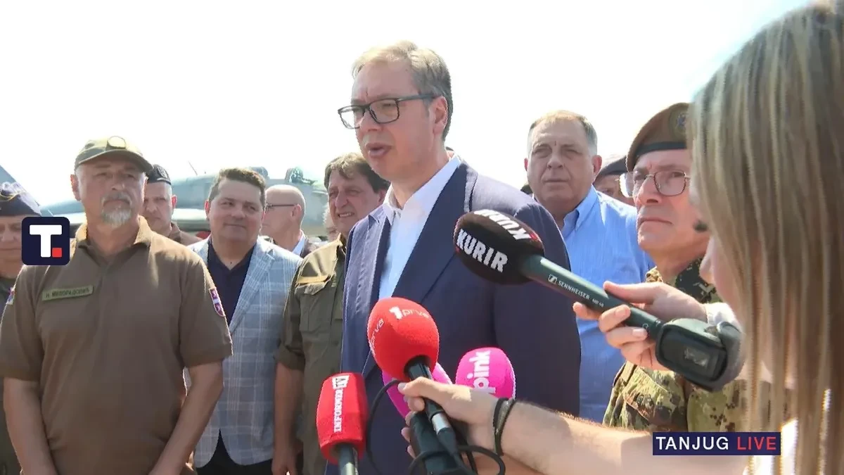 Vučić o kineskim raketama: Nisu jeftine, ali nabavićemo ih još