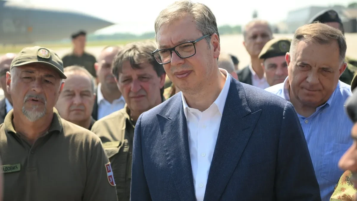 Vojni rok kreće od marta! Vučić: Doneće mnogo dobra svim muškarcima i mnogim devojkama