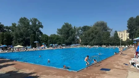 Tužna vest sa Košutnjaka: Muškarac preminuo na bazenu