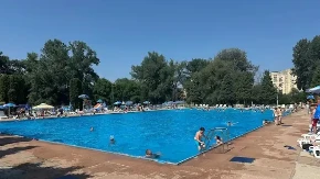 Tužna vest sa Košutnjaka: Muškarac preminuo na bazenu