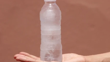 Ljudi su poludeli za ovom metodom rashlađivanja kuće: Treba vam samo plastična flaša - jednostavnije ne može