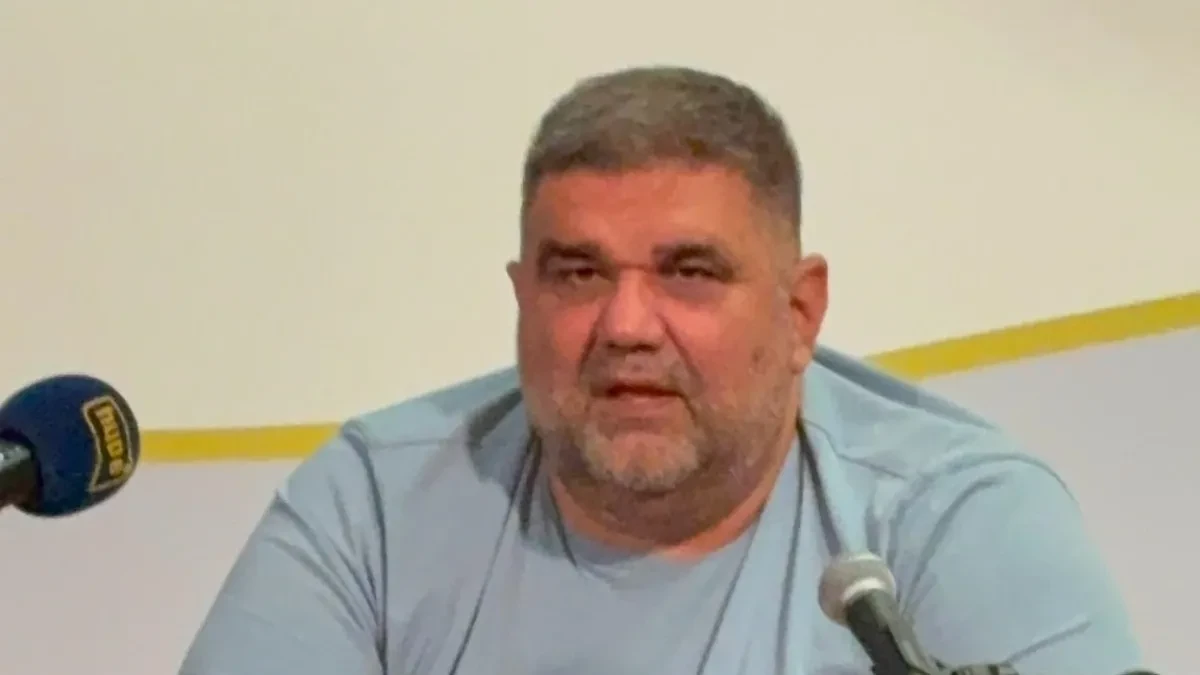 Izvršen pokušaj atentata na Sašu Mirkovića: "Napadač je nosio pištolj sa prigušivačem i fantomku" (VIDEO) 
