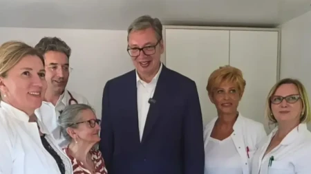 "Kupili smo 10 mobilnih ambulanti!" Vučić najavio: Kupovaćemo dalje!