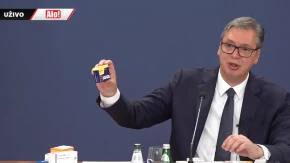 "Lekovi koji su bili po 5.000-6.000 dinara, sad će da koštaju po 2.000 dinara" Vučić objavio detalje