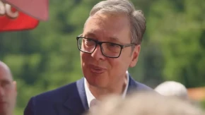 Vučić se oglasio moćnom porukom! "Ne postoji ništa važnije od borbe za ljude"