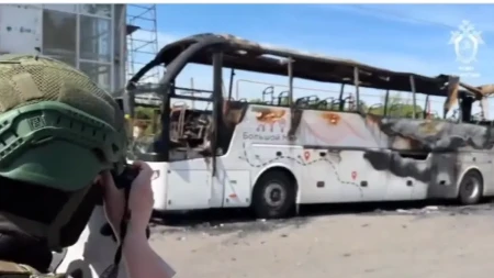 "Ovo im nećemo oprostiti"! Horor u Enakijevu: Ukrajinski dron pogodio autobus, među putnicima i Poljaci (VIDEO)