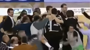 "Kecmaaaan!" Trenutak koji je obeležio karijeru Edina Avdića (VIDEO)