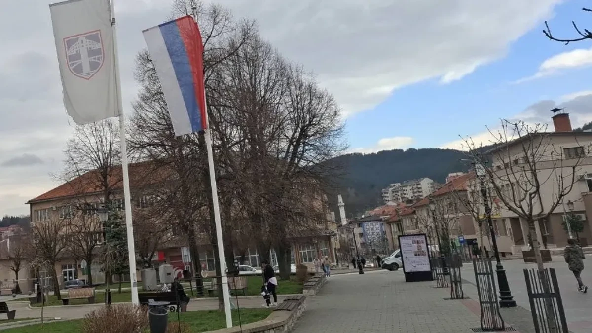 Crnogorske opštine se spremaju za otpriznavanje "Kosova!" Podgorički sužnji Zapada gube kontrolu