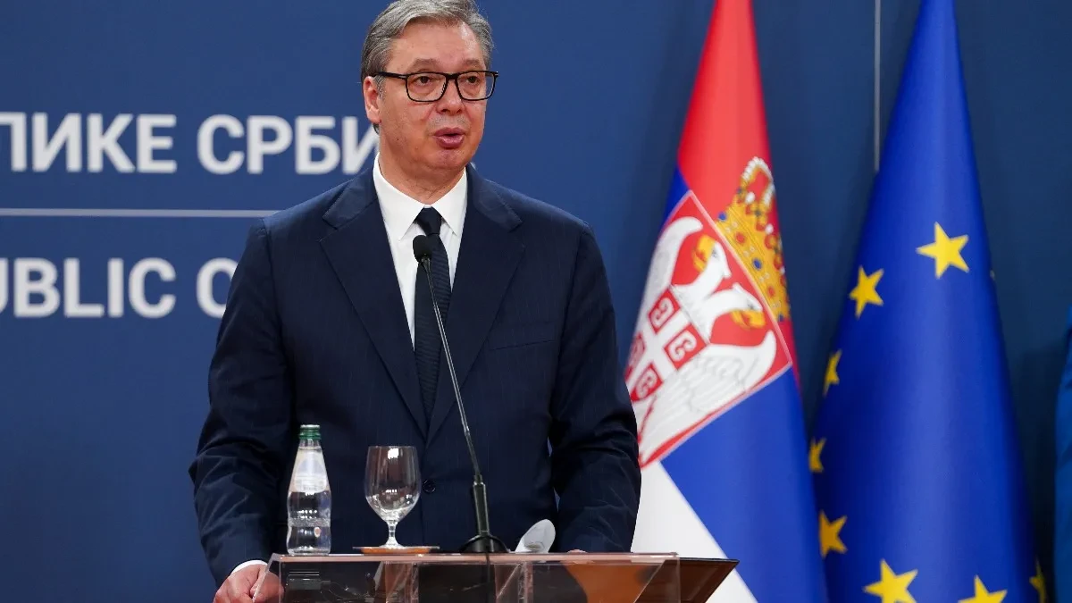 Saznajemo! Vučić će danas dati izjave za sve medije u Tivtu!