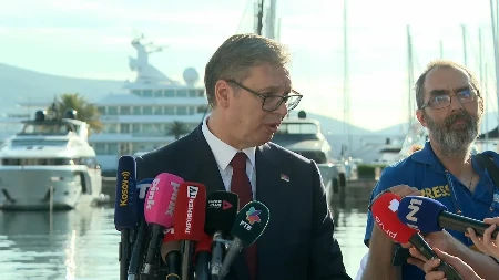 Vučić iz Tivta: Srbija nosi više od polovine izvoza celog Zapadnog Balkana u EU