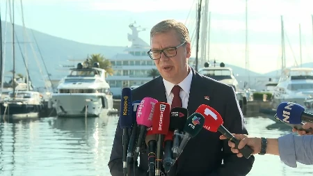 Vučić pozvao na smirivanje tenzija: „Našu braću i sestre iz Crne Gore treba da dočekujemo otvorenih vrata“