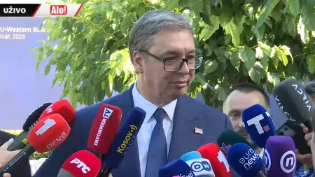 "Lepo ste mi napunili budžet" Vučić zakucao crnogorske medije