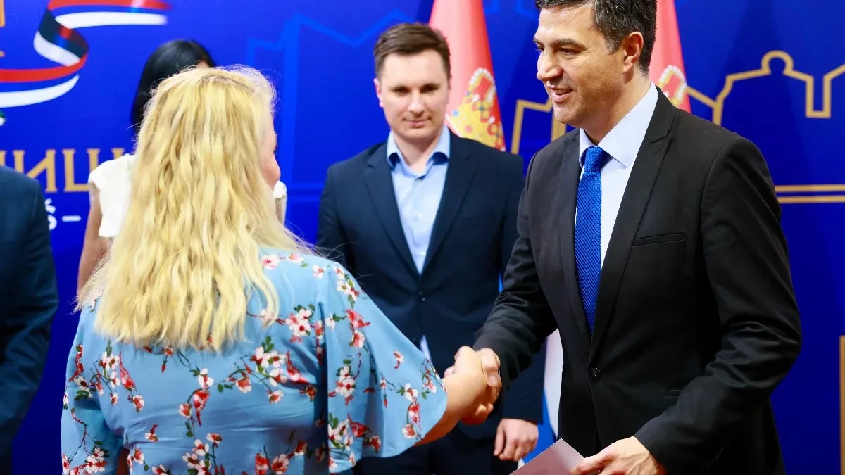 Niš prvi u Srbiji! Pavlović: Grad jako brine o ljudima kojima su usluge potrebne