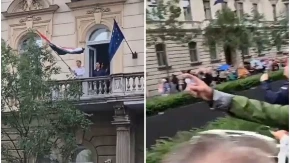 Velika neprijatnost za Petera Mađara: Izašao na balkon pred građane, okupljena masa zviždala i psovala usred Budimpešte