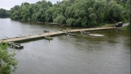 Vojska Srbije postavila most preko Velike Morave kod Svilajnca