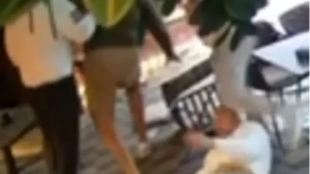 Pojavio se snimak ranjavanja čuvenog borca: Pucali mu u noge, a on nokautirao napadača 