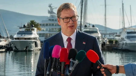 "Ponizio ih je na njihovom terenu" Poseta Vučića Crnoj Gori: Dođoh, videh, pobedih! 