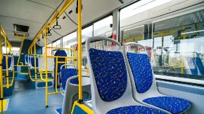 Onesvestili ste se u autobusu - da li imate pravo na odštetu i koji su uslovi?