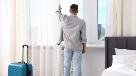 Deluje čisto, a ustvari je leglo bakterija: Ovo su najprljavije stvari u hotelskoj sobi, nipošto ih ne dirajte ako ne želite da se zarazite