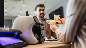 Zbog ovoga vas banka može odbiti za kredit: Nije presudna ni visina plate