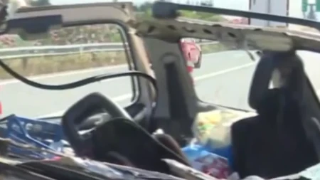 Teška nesreća kod Evzonija, ima mrtvih! Od auta ostala samo olupina (VIDEO)