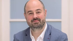 "Šta da očekujete od lika koji je branio Adema Jašarija?" Haos na mrežama zbog teksta Radovanovića, građani ga razvalili!