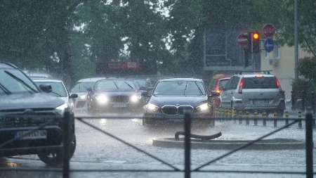 Drastičan pad temperature preko noći! Popaljeni alarmi, slede grmljavina i oluje! 