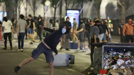 Izazovu incident, pa optuže "ubačene elemente": Blokaderi postupaju uvek po istom scenariju! 