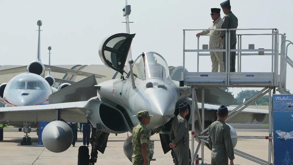 Opšta panika u Hrvatskoj! "Srbija dobija rafale koji će počistiti naše avione!"