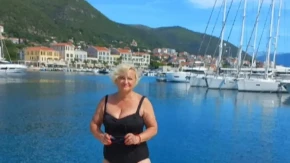 "Unuk ima autizam, ćerka cerebralnu paralizu" Pevačica se bori sa opakom bolešću, a pojavio se još jedan problem