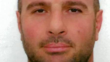 Srđan pucao u muškarca i pobegao! Policija traga za nasilnikom - "Ne približavajte mu se, opasan je!"